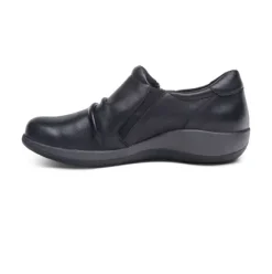 Discount Katie Women's Side Zip Slip-on Shoe Women Women's Shoes