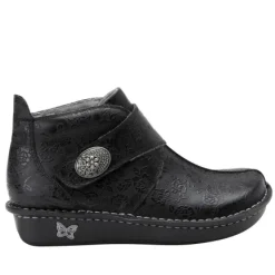 Best Women's Caiti Class Act Boot Women Women's Boots