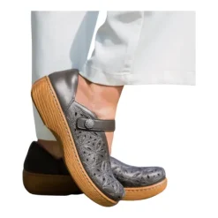 Outlet Women's Opheliah Stone Breeze Shoe Women Women's Shoes