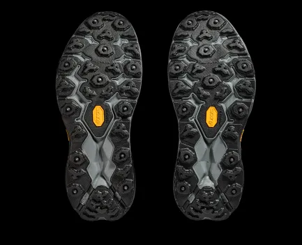 Online Women's Speedgoat GTX Spike Winterized Trail Shoe Women Women's Hiking|Women's Athletic