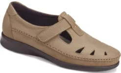 Outlet Roamer Slip On Women Women's Shoes